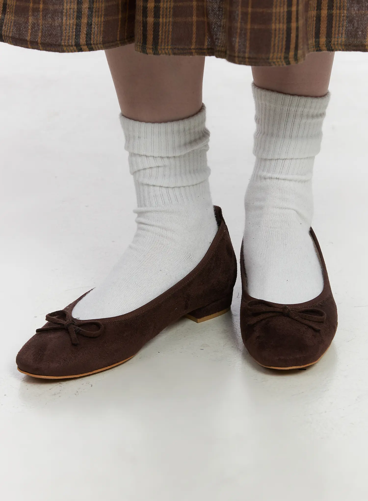 Suede Brown Ribbon Flats CJ512