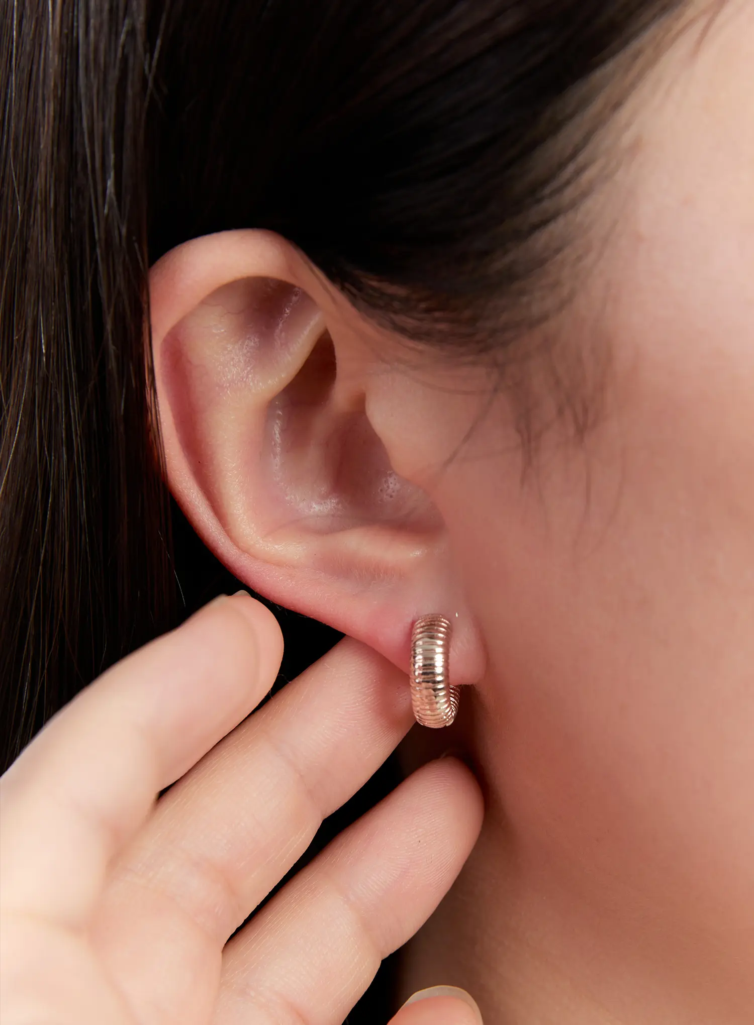 Textured Hoop Earrings IN528 - Image 5