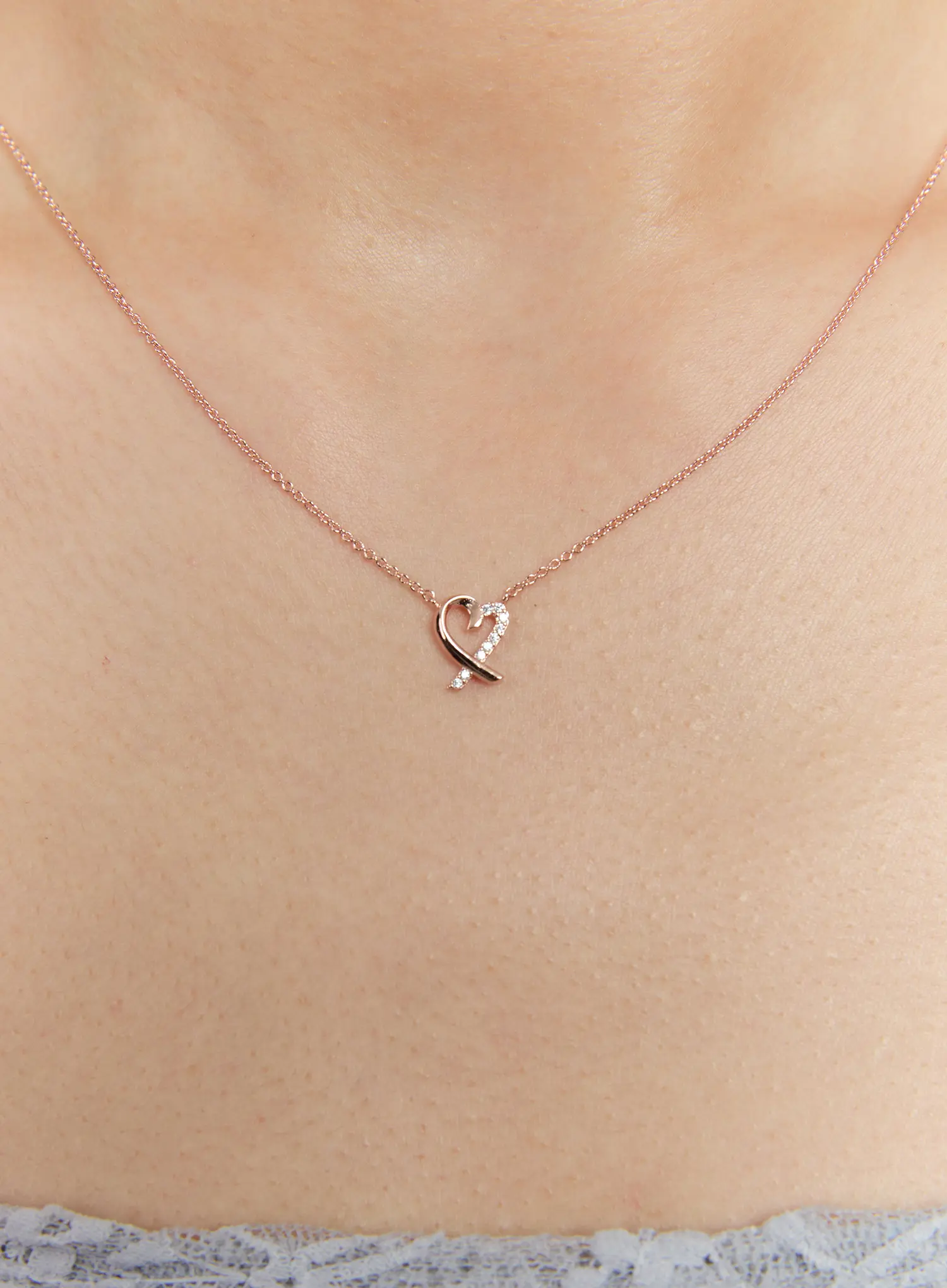 Trailing Heart Necklace IS517 - Image 4