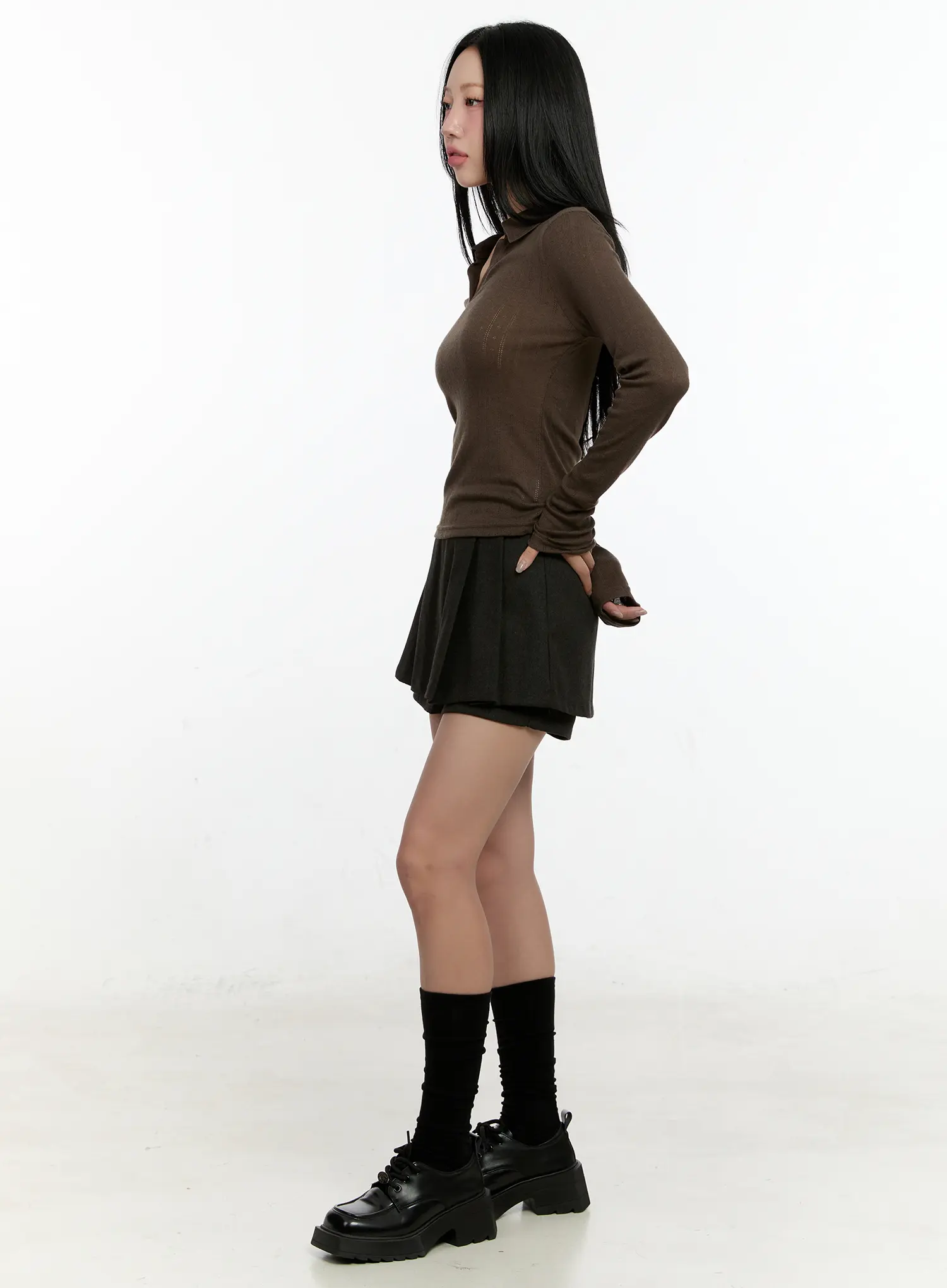 Trendy Slit Collar Crop Top CN505 - Image 4