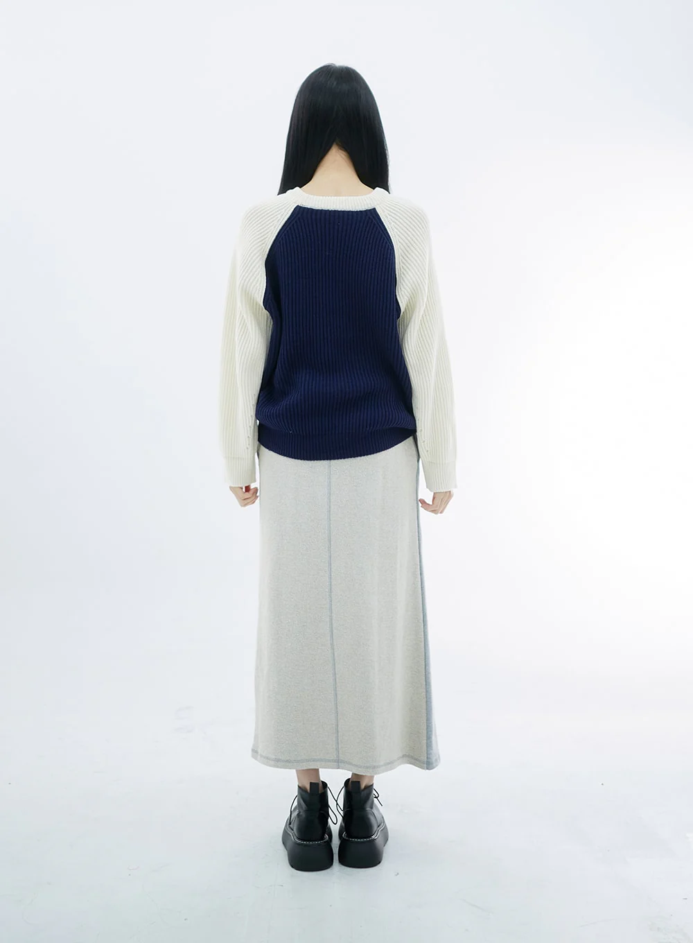 Two Color Knit Sweater OS27 - Image 14