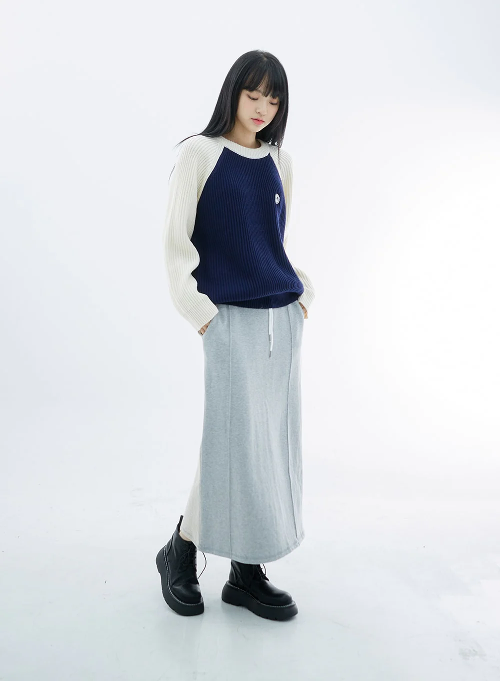 Two Color Knit Sweater OS27 - Image 5