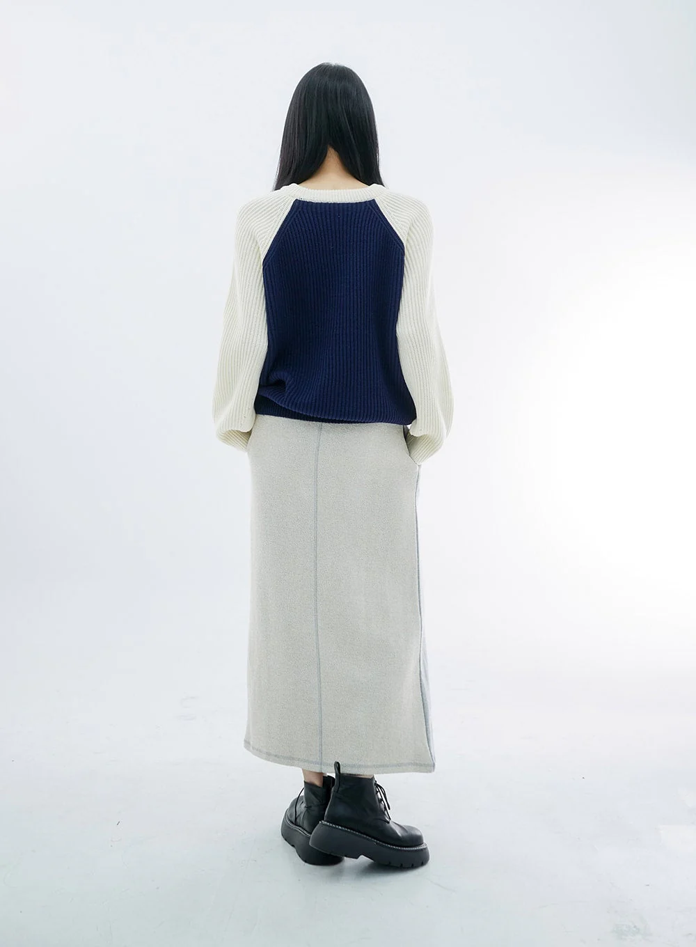 Two Color Knit Sweater OS27 - Image 7