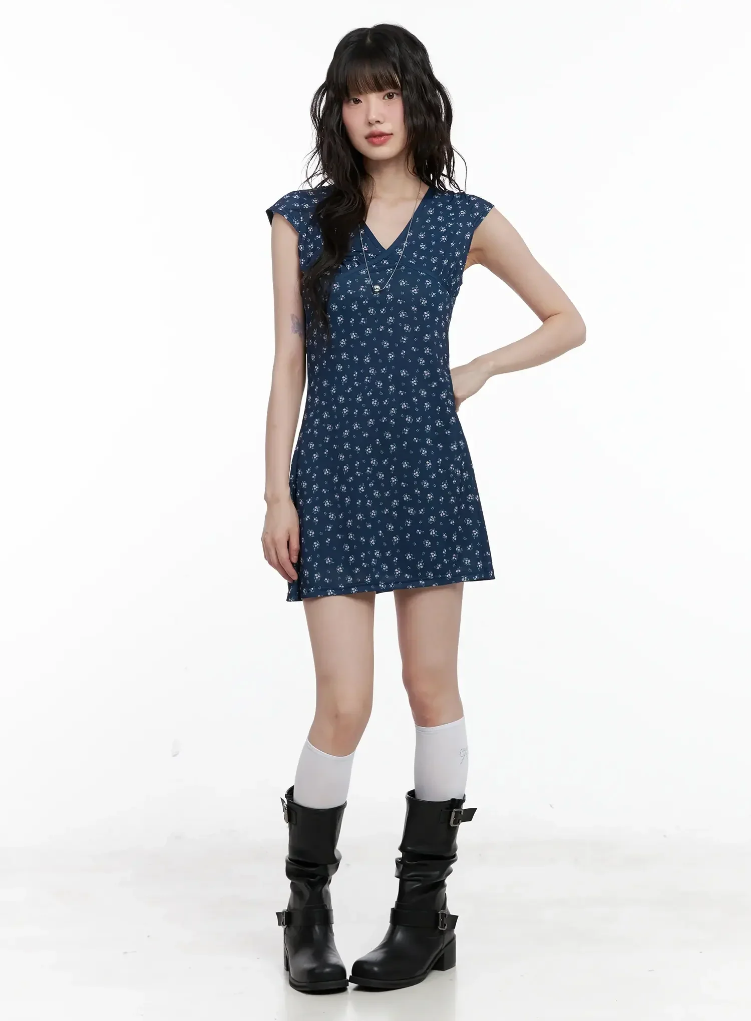 V-Neck Floral Print A-Line Dress IL531 - Image 17