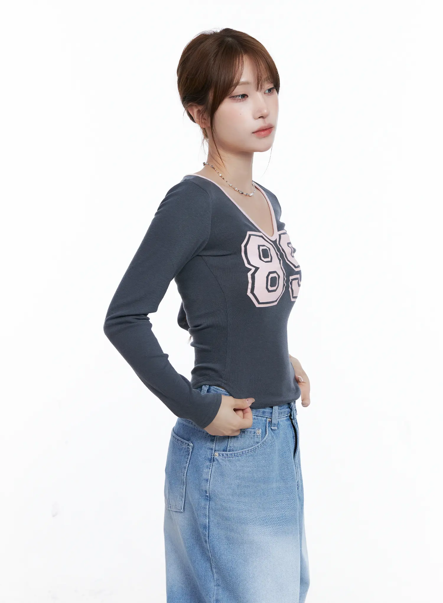 V-Neck Number 89 Long Sleeve Tee CG529 - Image 8