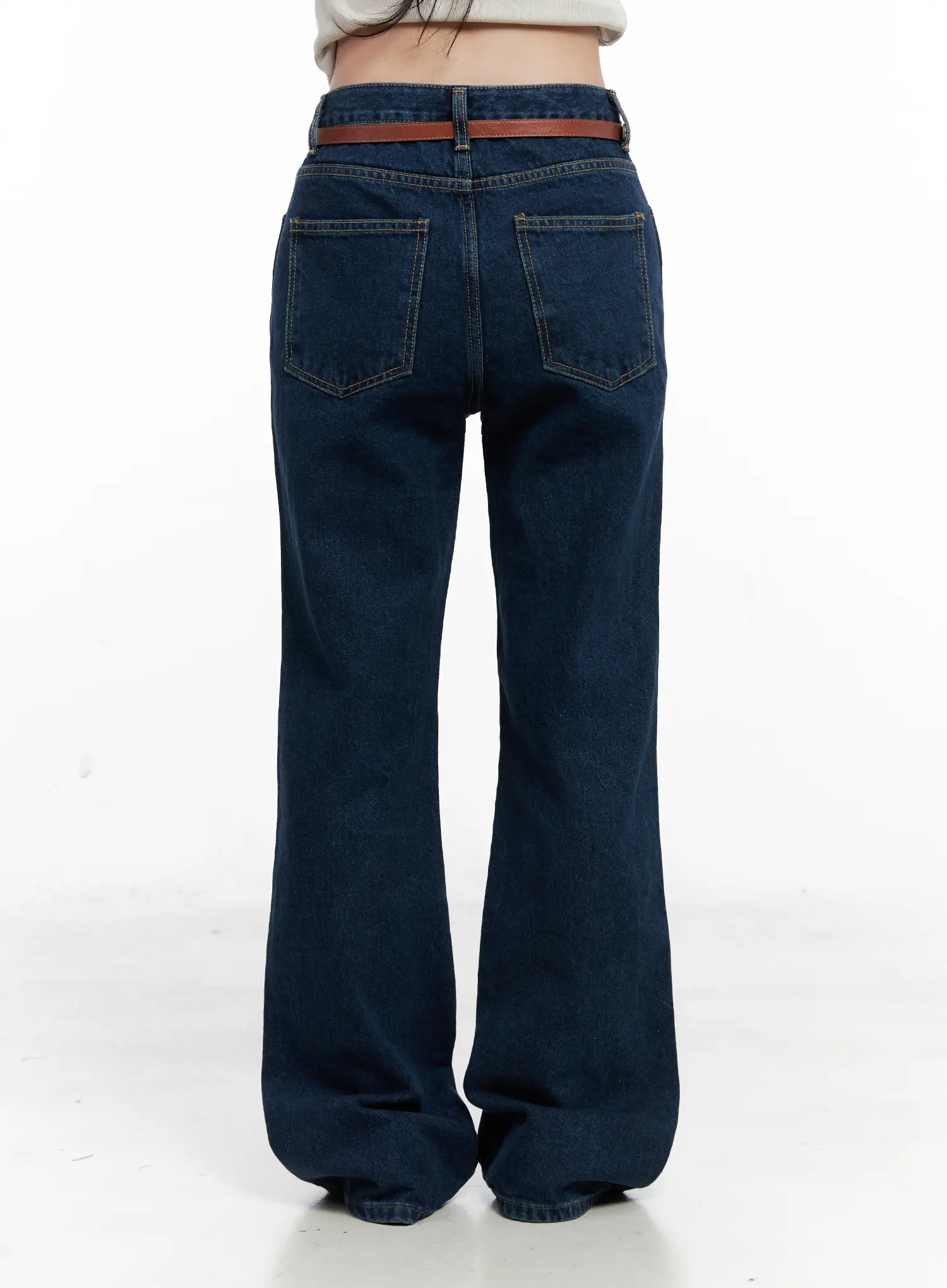 Valery Belted Bootcut Jeans CO522 - Image 6