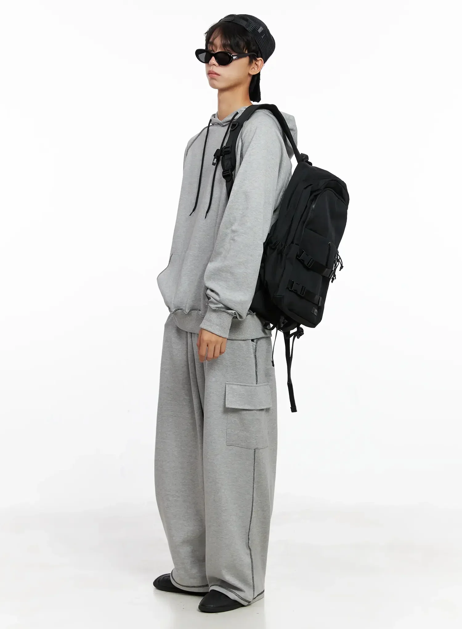 Versatile Backpack IO516 - Image 10