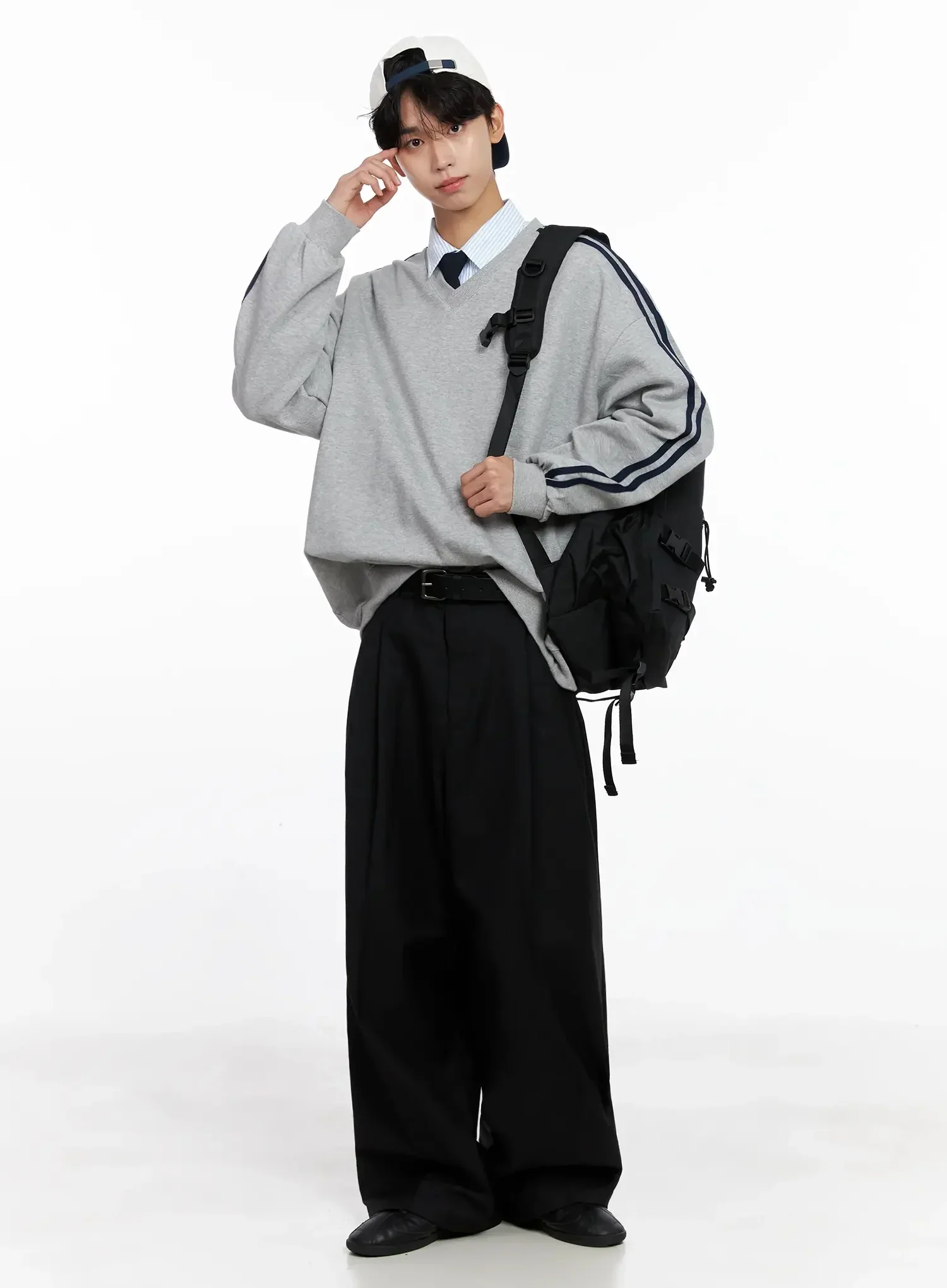 Versatile Backpack IO516 - Image 8