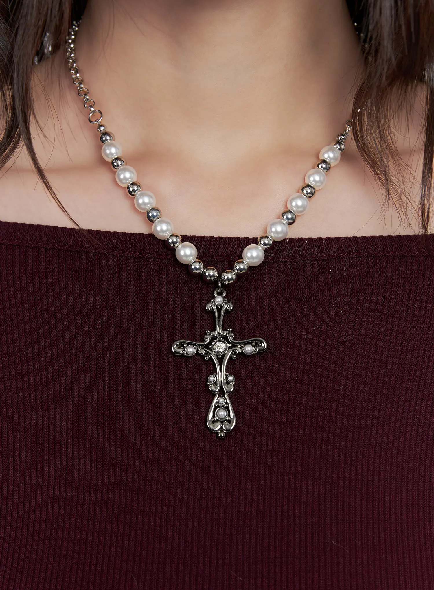 Vintage Style Faux Pearl Pendant Necklace CN511