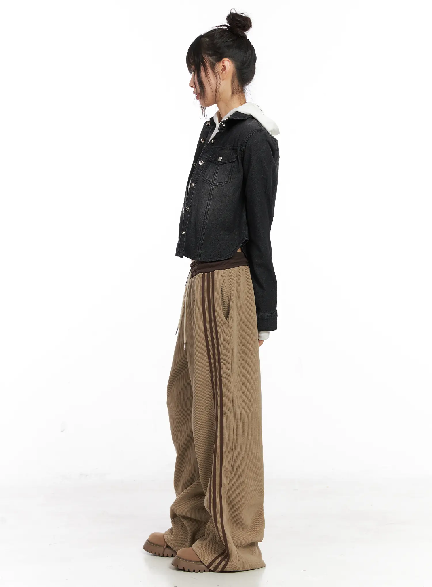 Washed Cropped Denim Jacket CN521 - Image 3