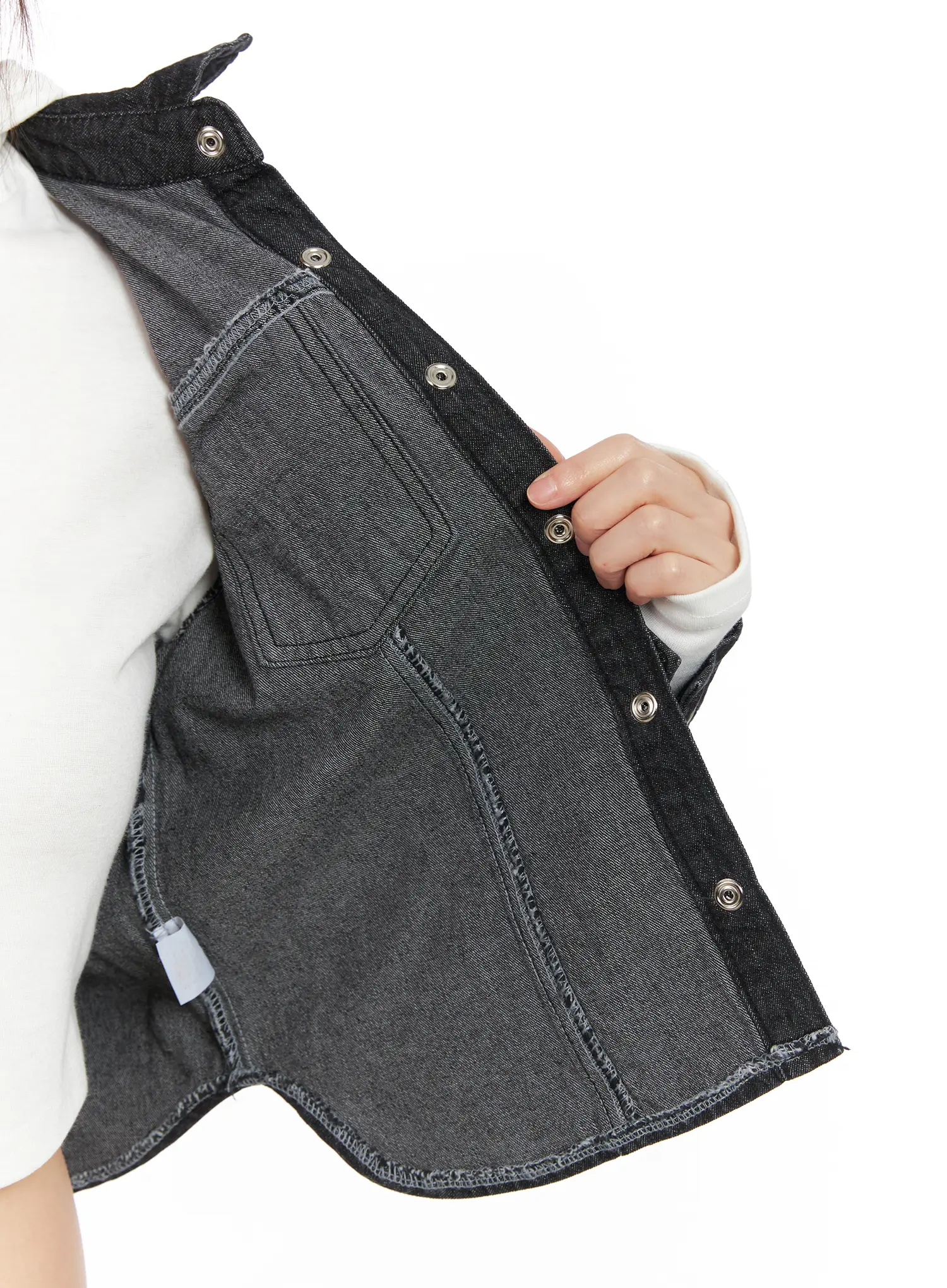 Washed Cropped Denim Jacket CN521 - Image 7