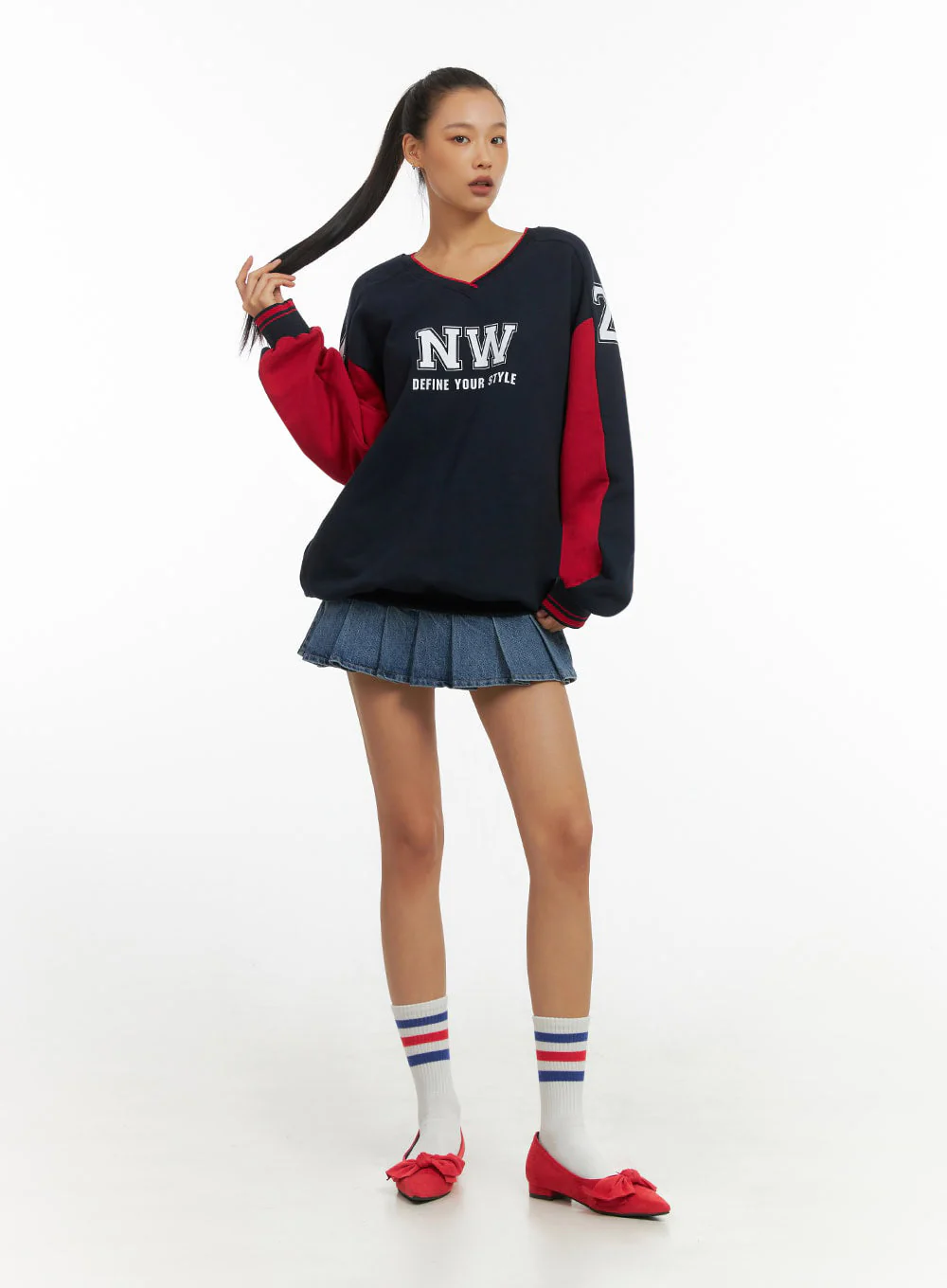 White V-Neck Jersey Sweatshirt IO409 - Image 12