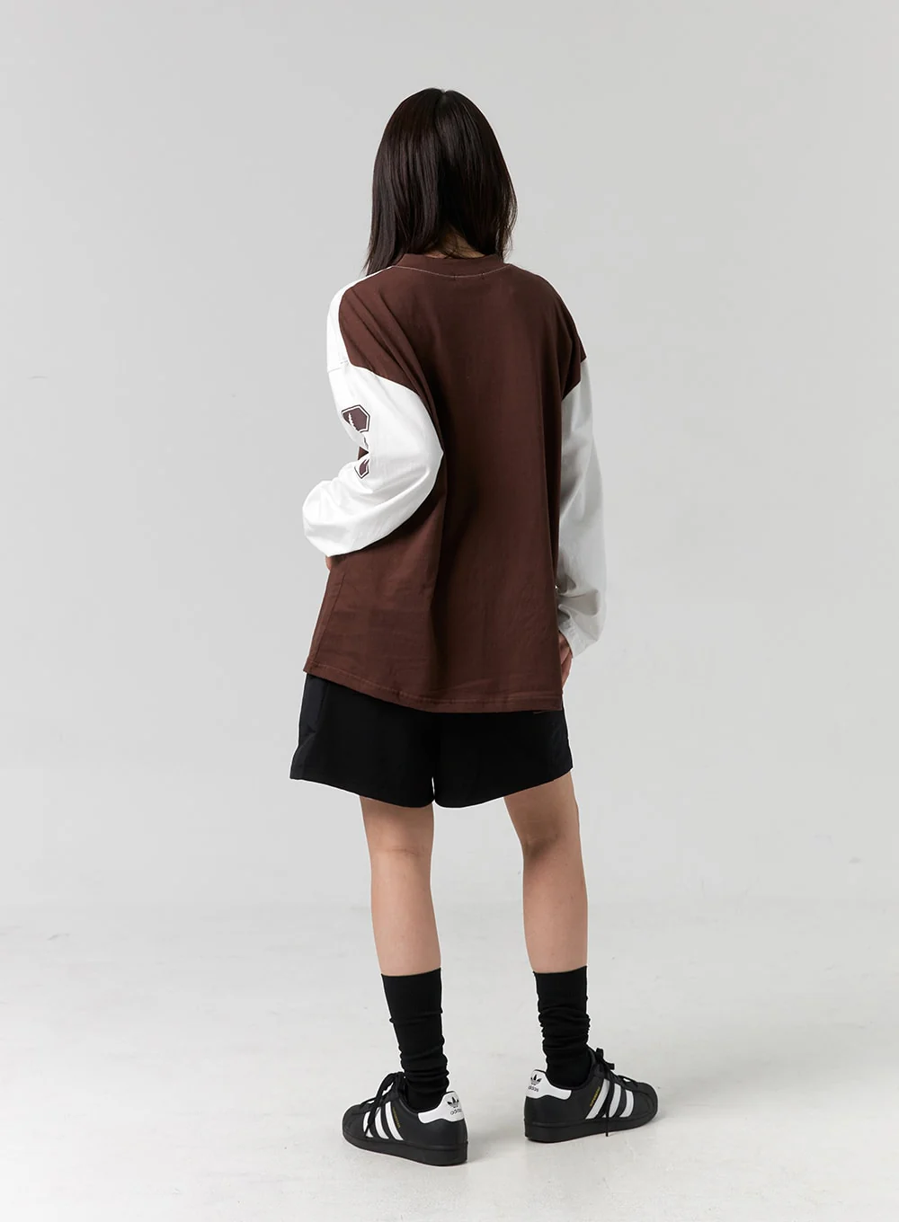 Wide Bermuda Sweatshorts CG330 - Image 10