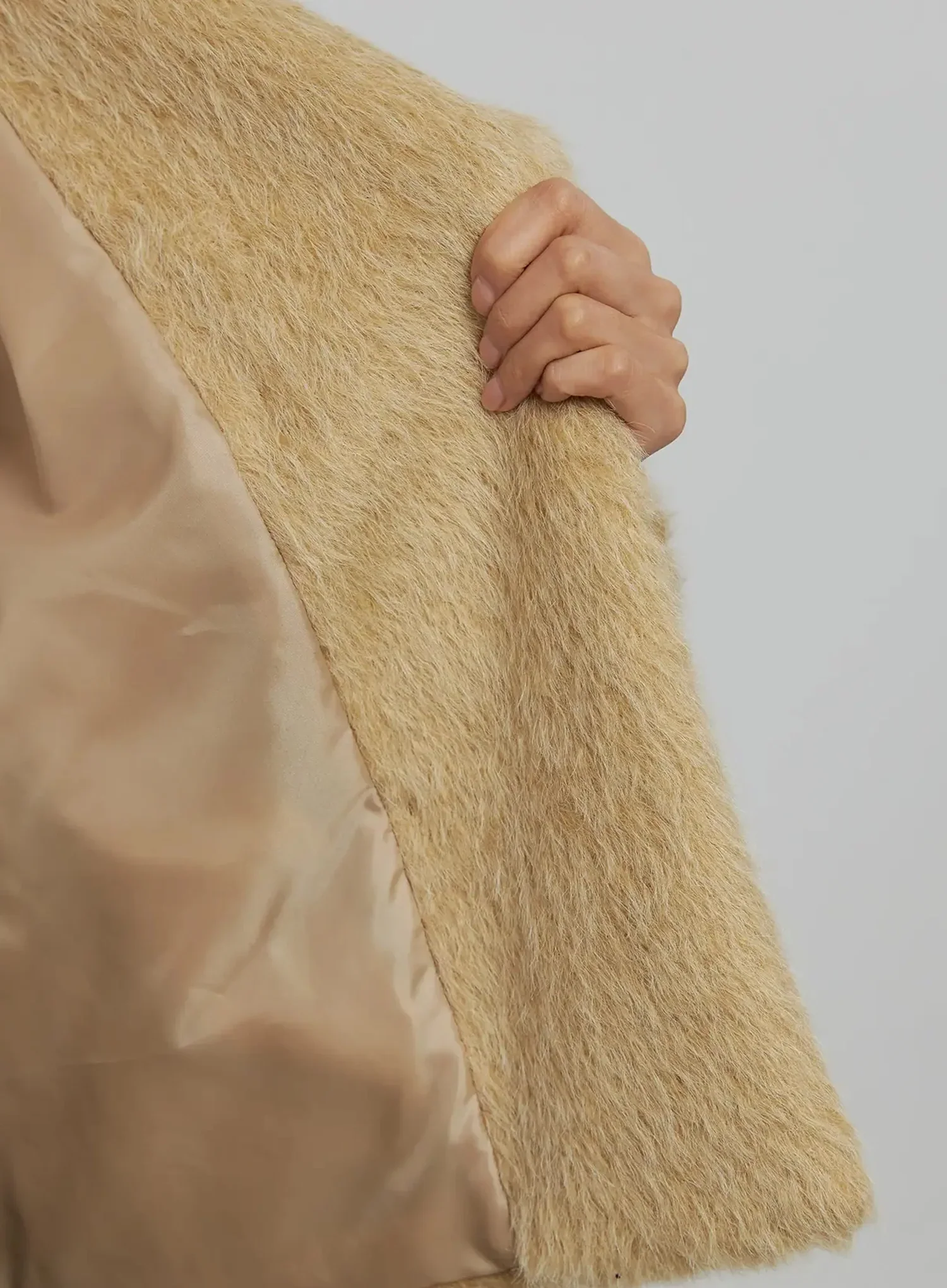Wide Collar Faux Fur Coat IJ509 - Image 7