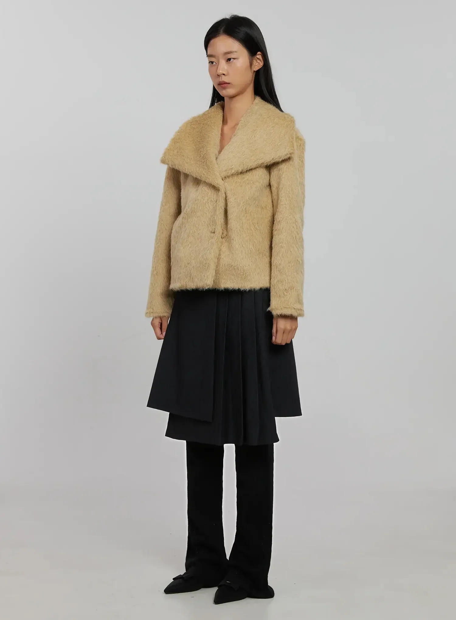 Wide Collar Faux Fur Coat IJ509 - Image 9