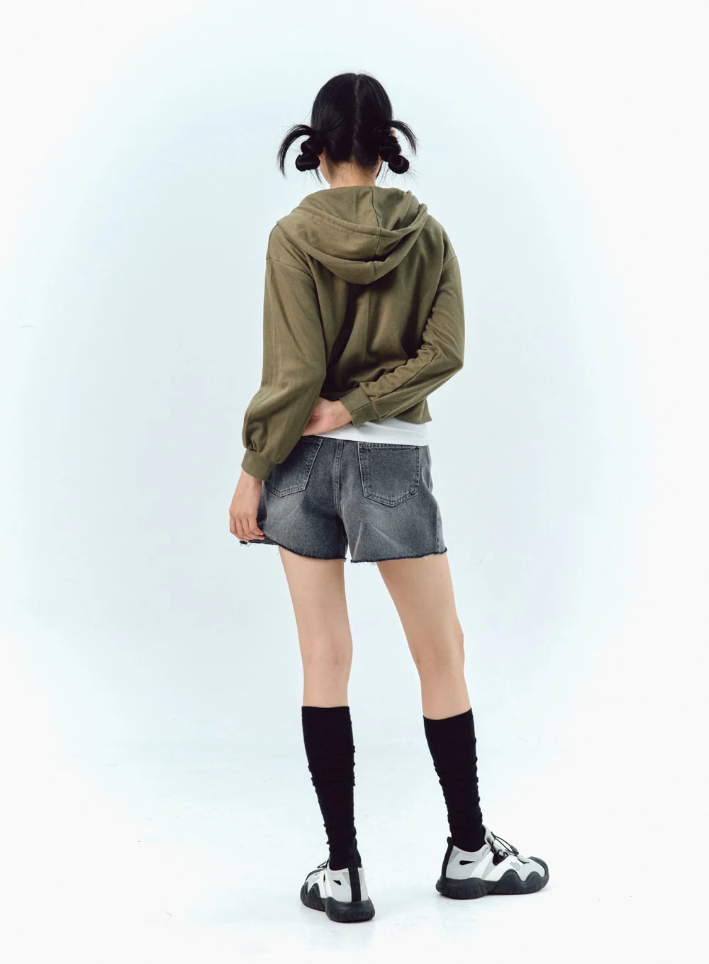 Wide Denim Shorts IG304 - Image 10