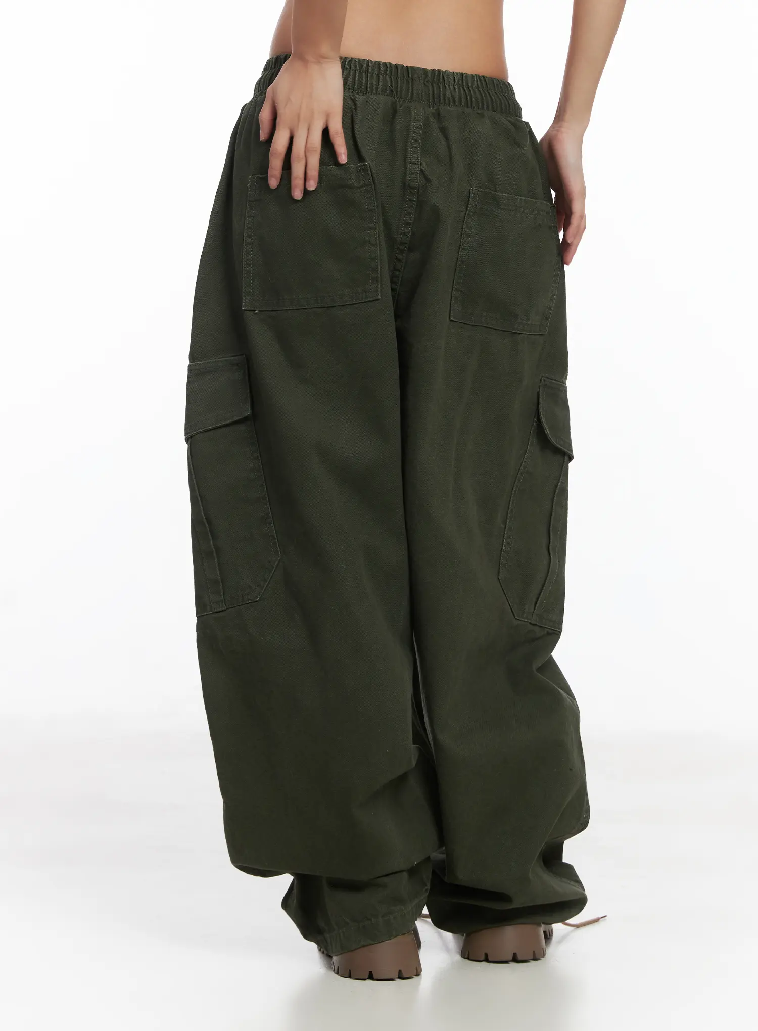 Wide Leg Cargo Pants CJ513 - Image 4