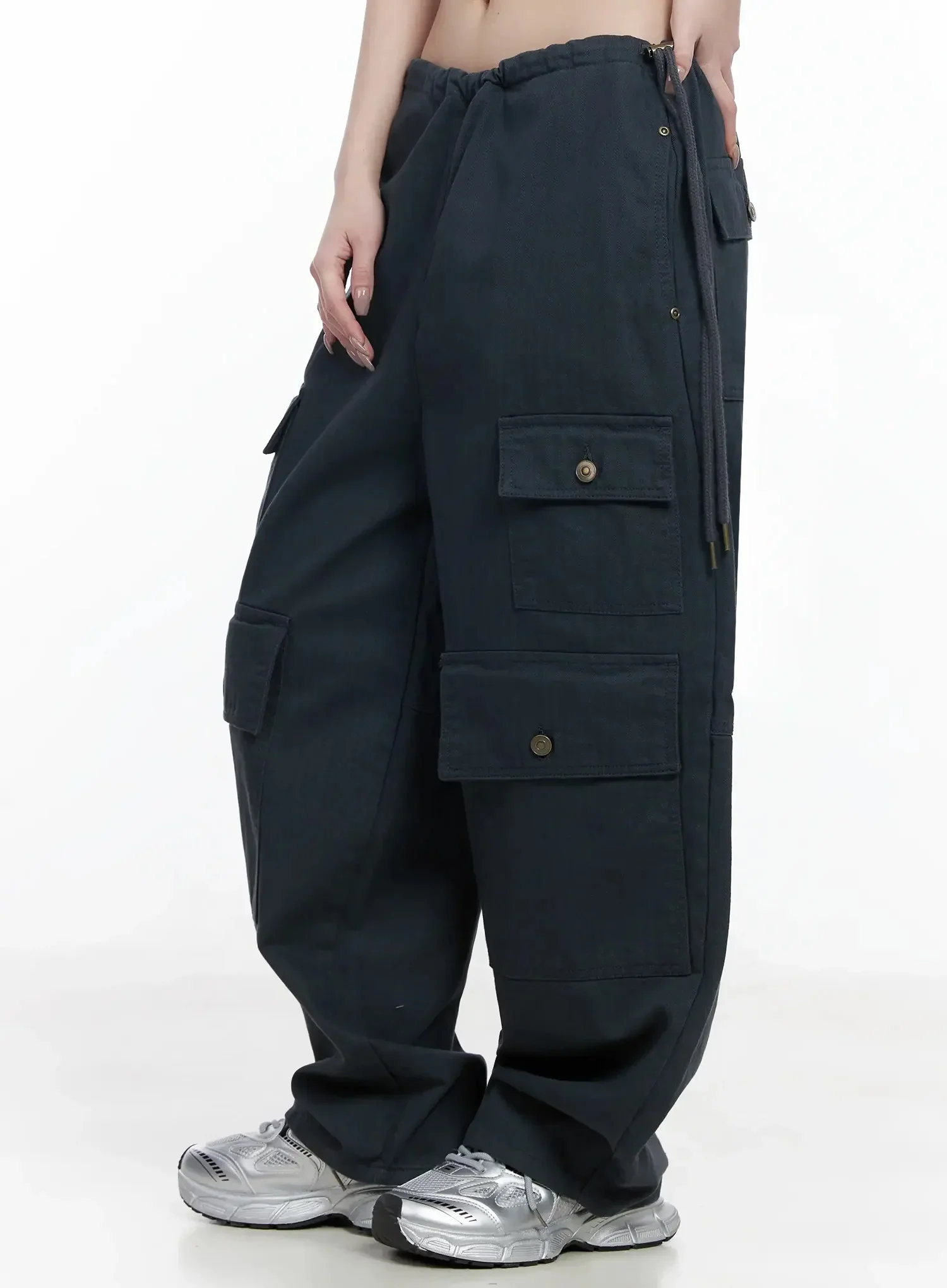 Wide Leg Cargo Pants IJ528 - Image 11