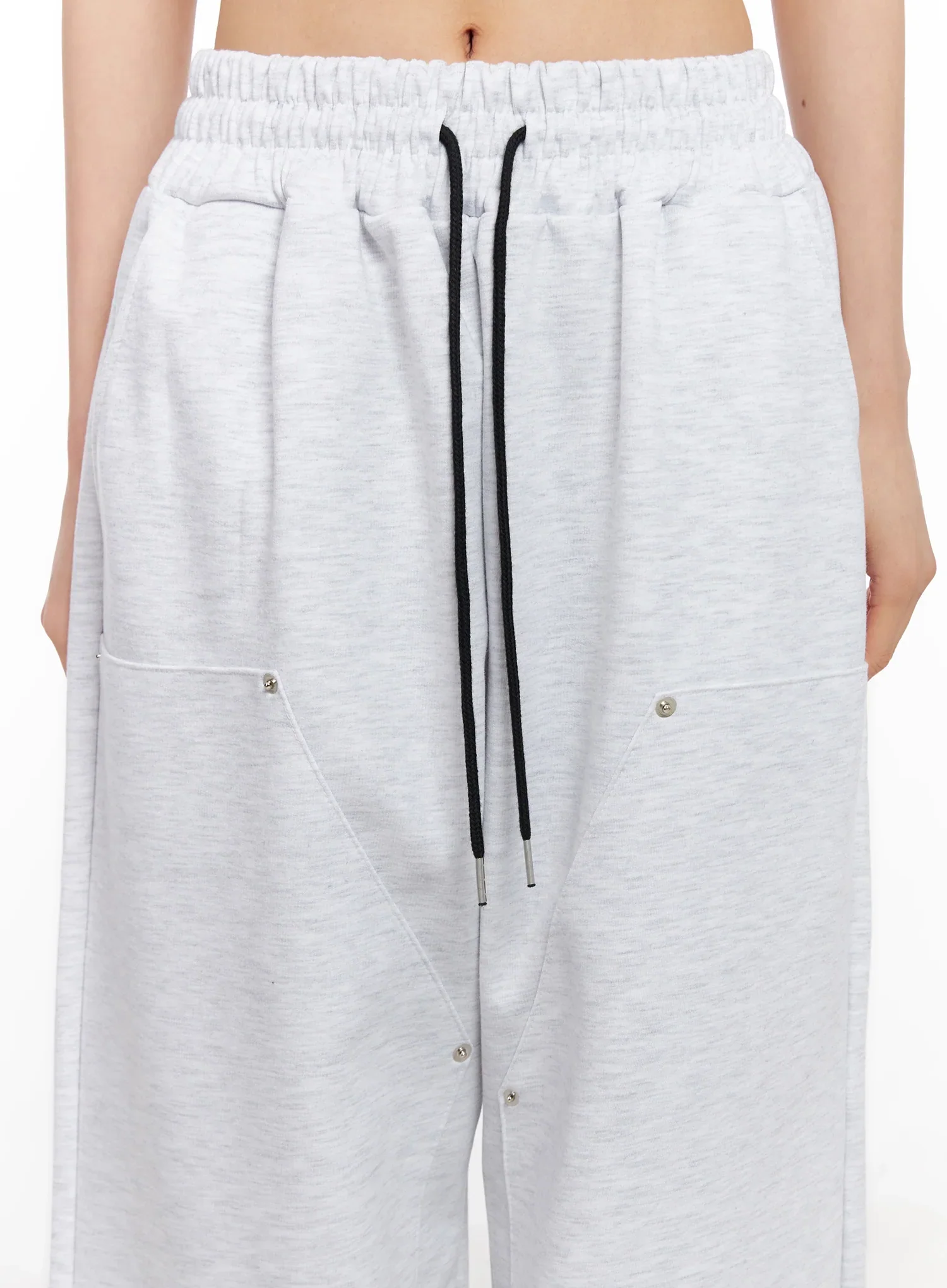 Wide-Leg Stud Accent Sweatpants IG508 - Image 4