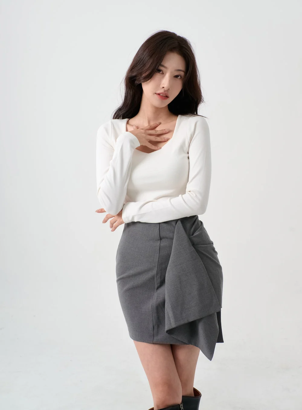 Wide Neck T-Shirt IO14 - Image 3