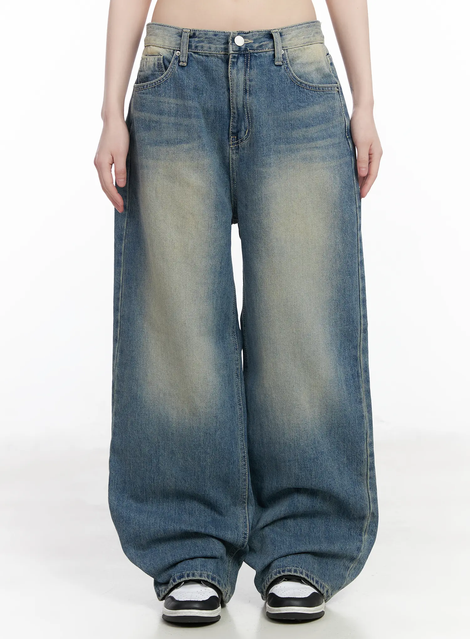 Winona Vintage Wash Baggy Jeans CM524