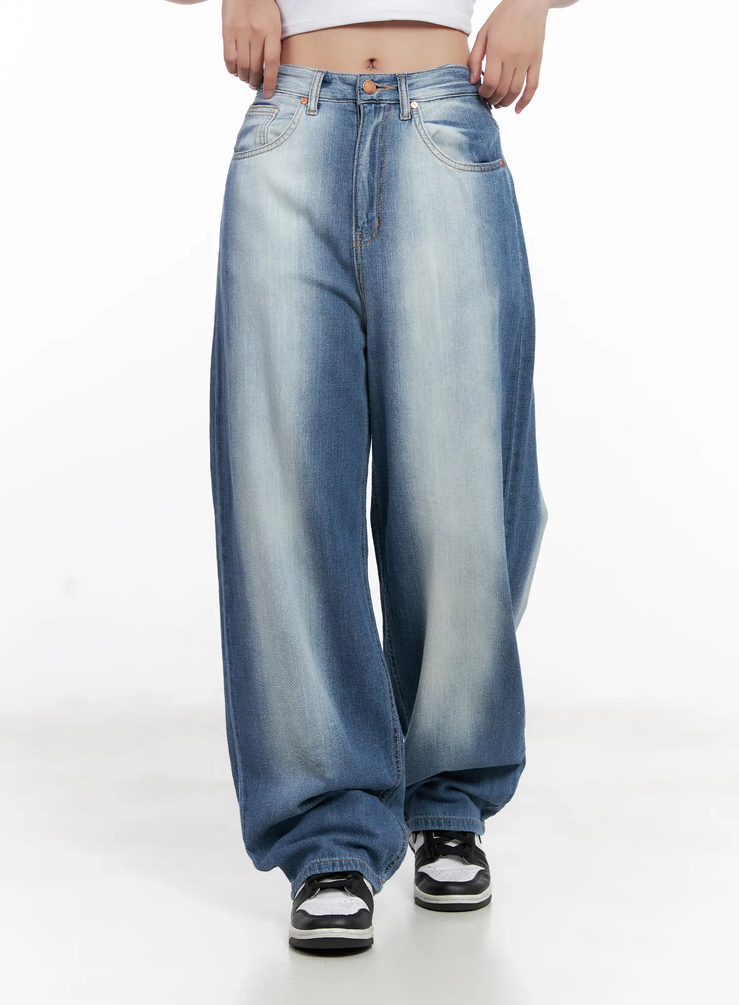 Yumi Washed Wide-Leg Denim Jeans CL521 - Image 6
